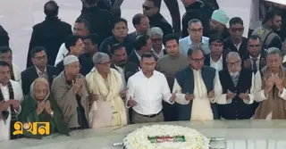 জিয়াউর রহমানের কবর জিয়ারত করেছেন তারেক রহমান